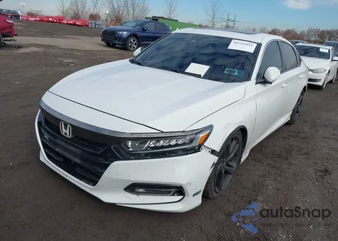 2019 Honda Accord Sport 2.0T z USA, uszkodzony, nr VIN 1HGCV2F31KA028402